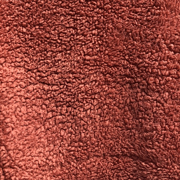 So COZY SOFTEST SHERPA sweater - Picture 10 of 11